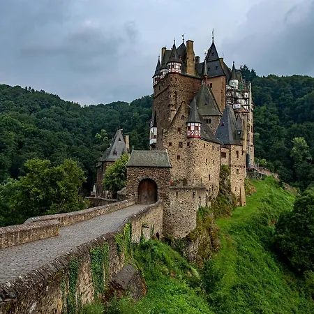Penzion Wein Und Gaestehaus Scheid