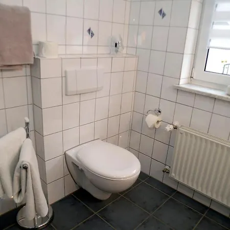 Wein Und Gaestehaus Scheid Penzion 4*