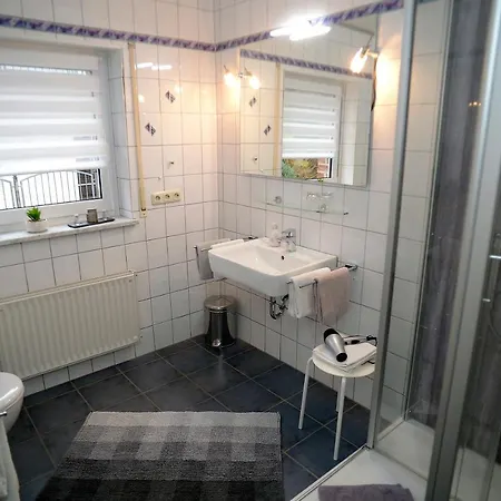 Wein Und Gaestehaus Scheid Pensión