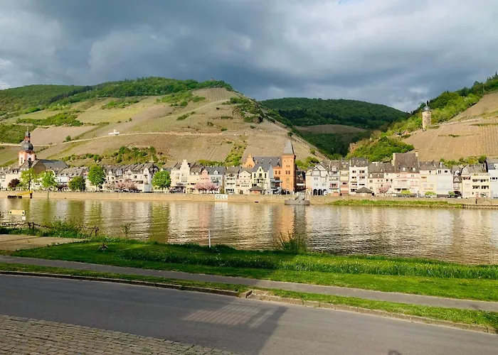 Casa de hóspedes Wein Und Gaestehaus Scheid